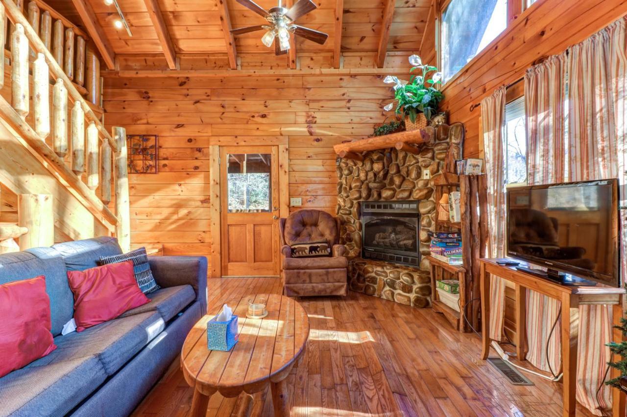 Sugar Bear Cabin Sevierville Bagian luar foto